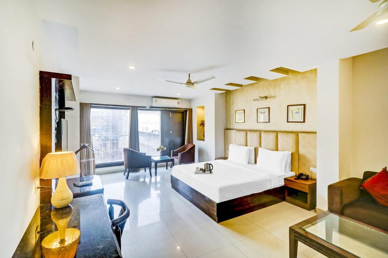 Hotel Townhouse 517 La Sapphire Near Delhi Airport Nueva Delhi Exterior foto
