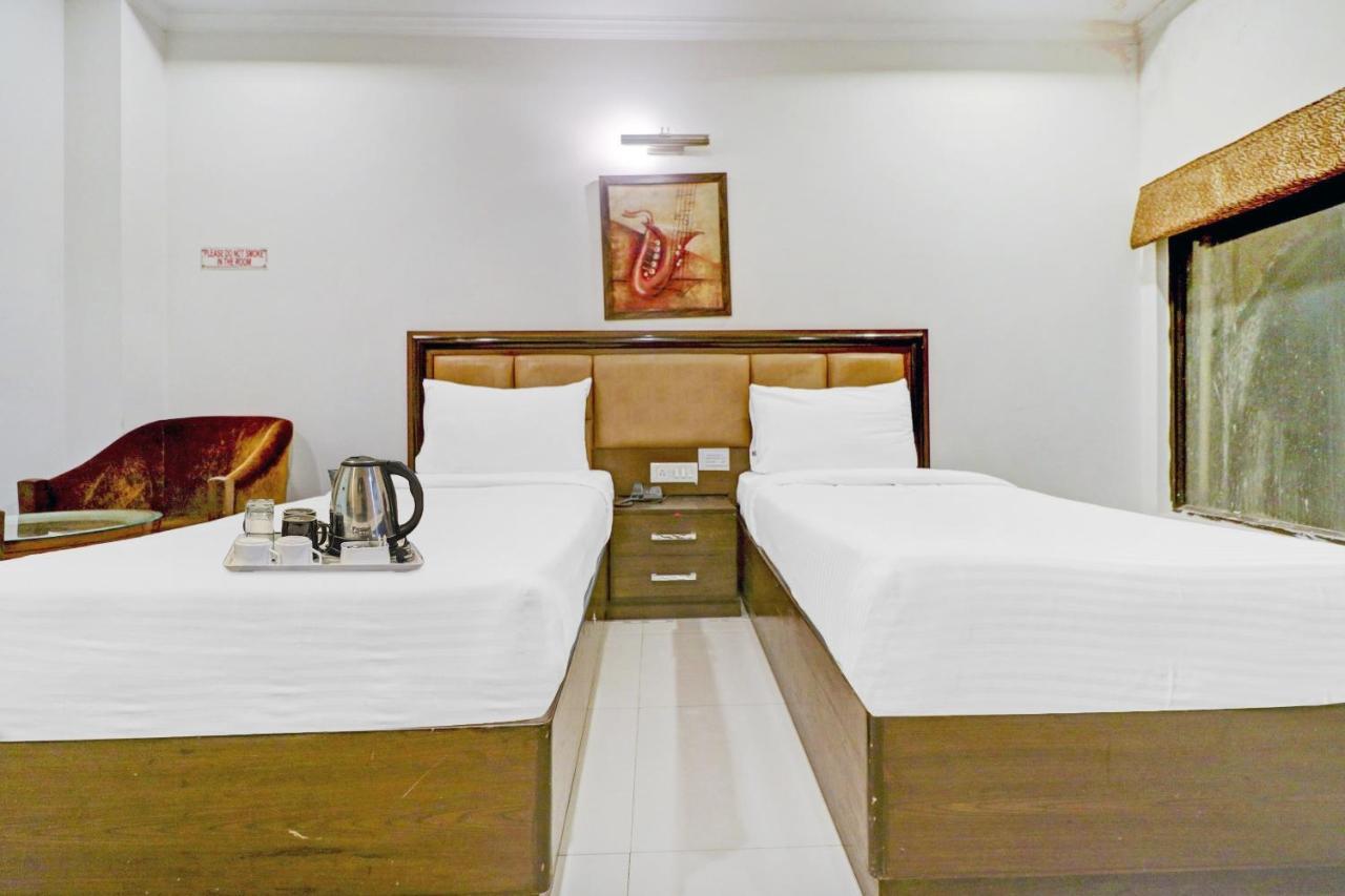 Hotel Townhouse 517 La Sapphire Near Delhi Airport Nueva Delhi Exterior foto