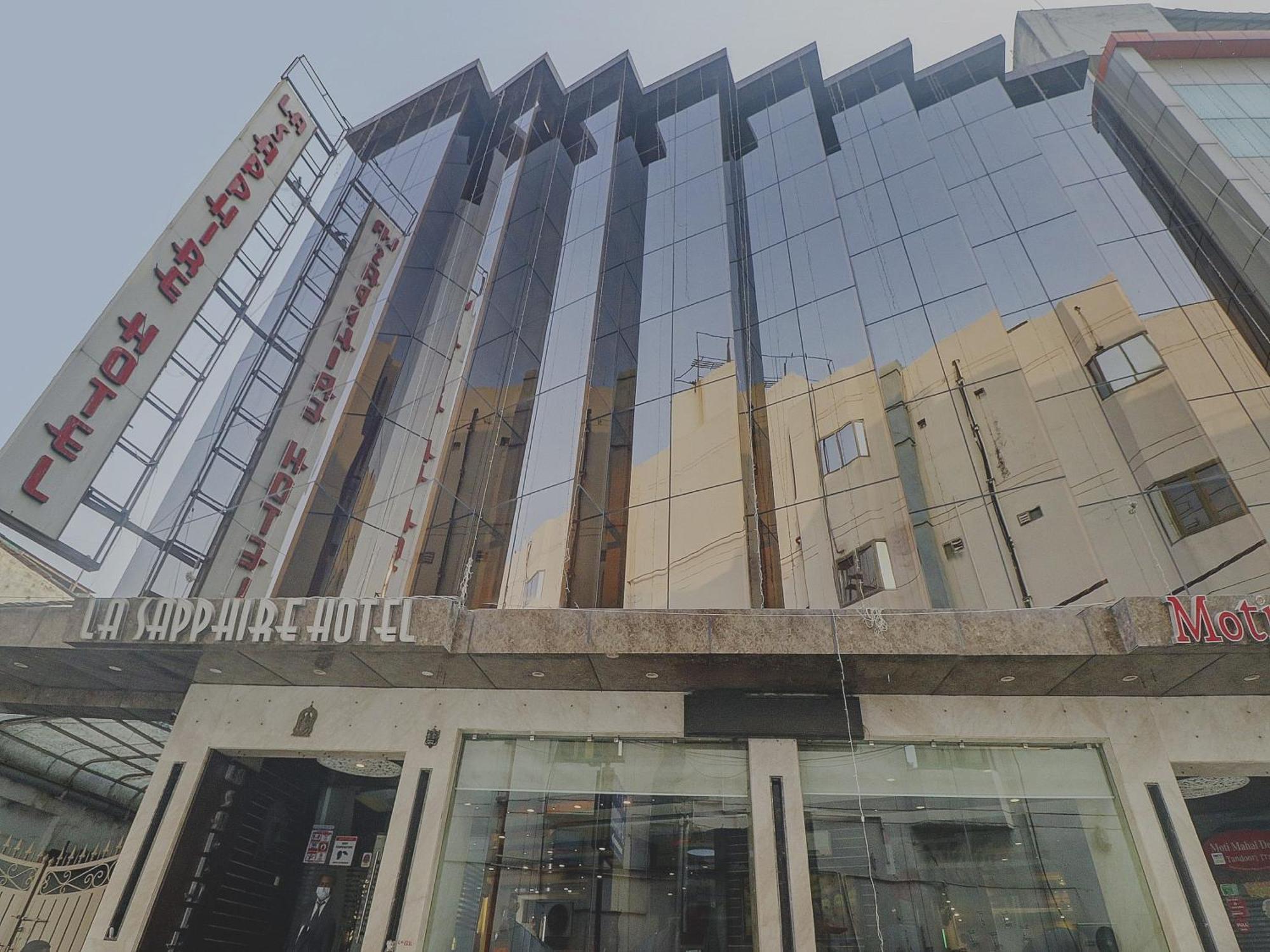 Hotel Townhouse 517 La Sapphire Near Delhi Airport Nueva Delhi Exterior foto