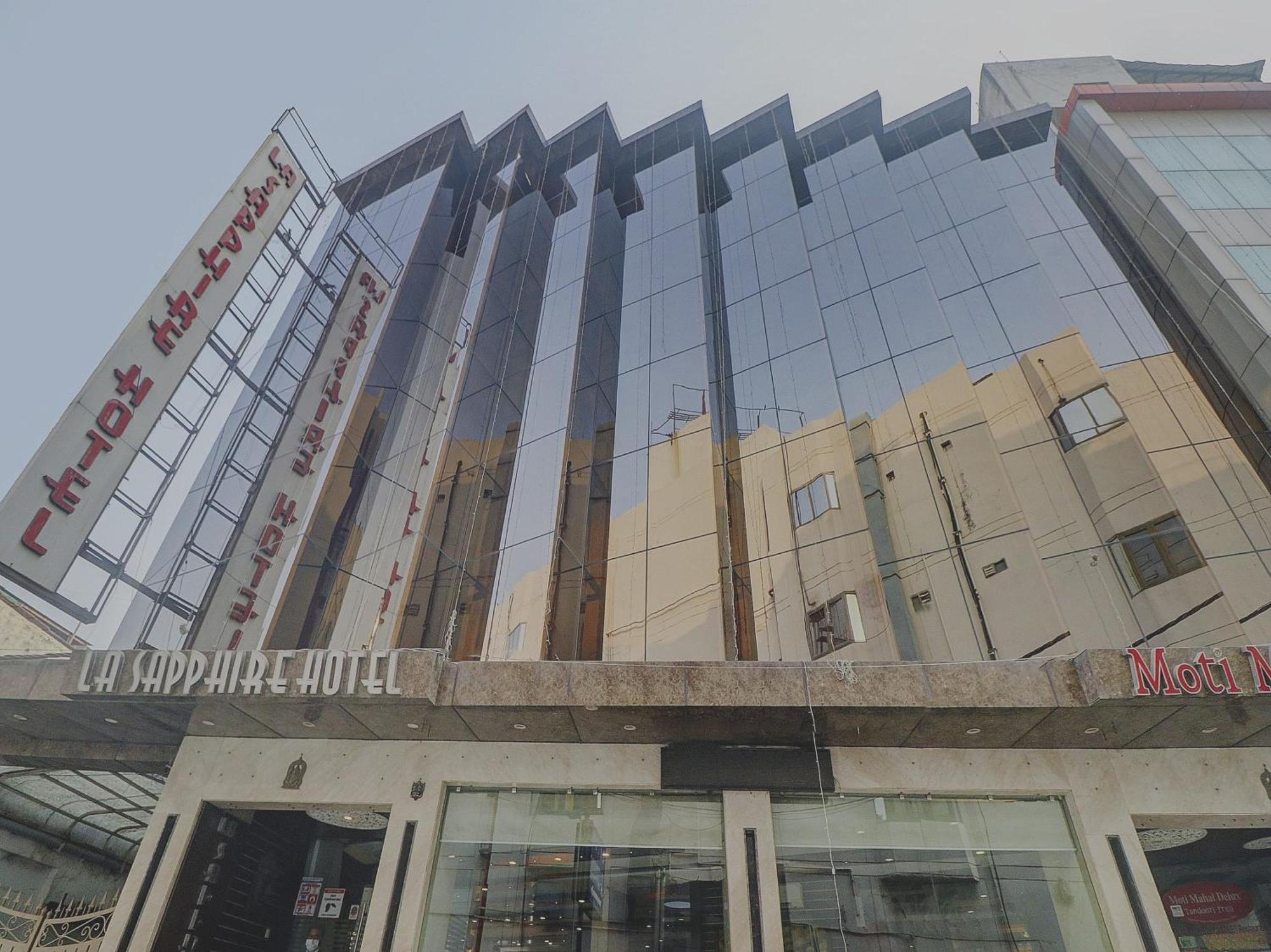 Hotel Townhouse 517 La Sapphire Near Delhi Airport Nueva Delhi Exterior foto