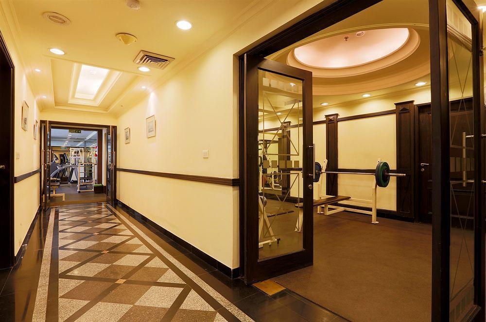 Hotel Townhouse 517 La Sapphire Near Delhi Airport Nueva Delhi Exterior foto