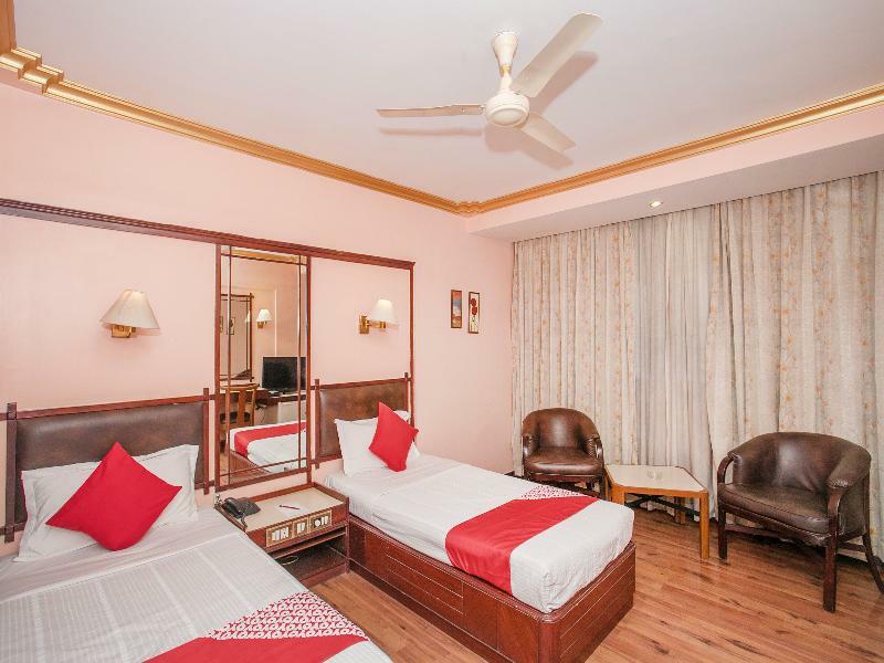 Hotel Townhouse 517 La Sapphire Near Delhi Airport Nueva Delhi Exterior foto